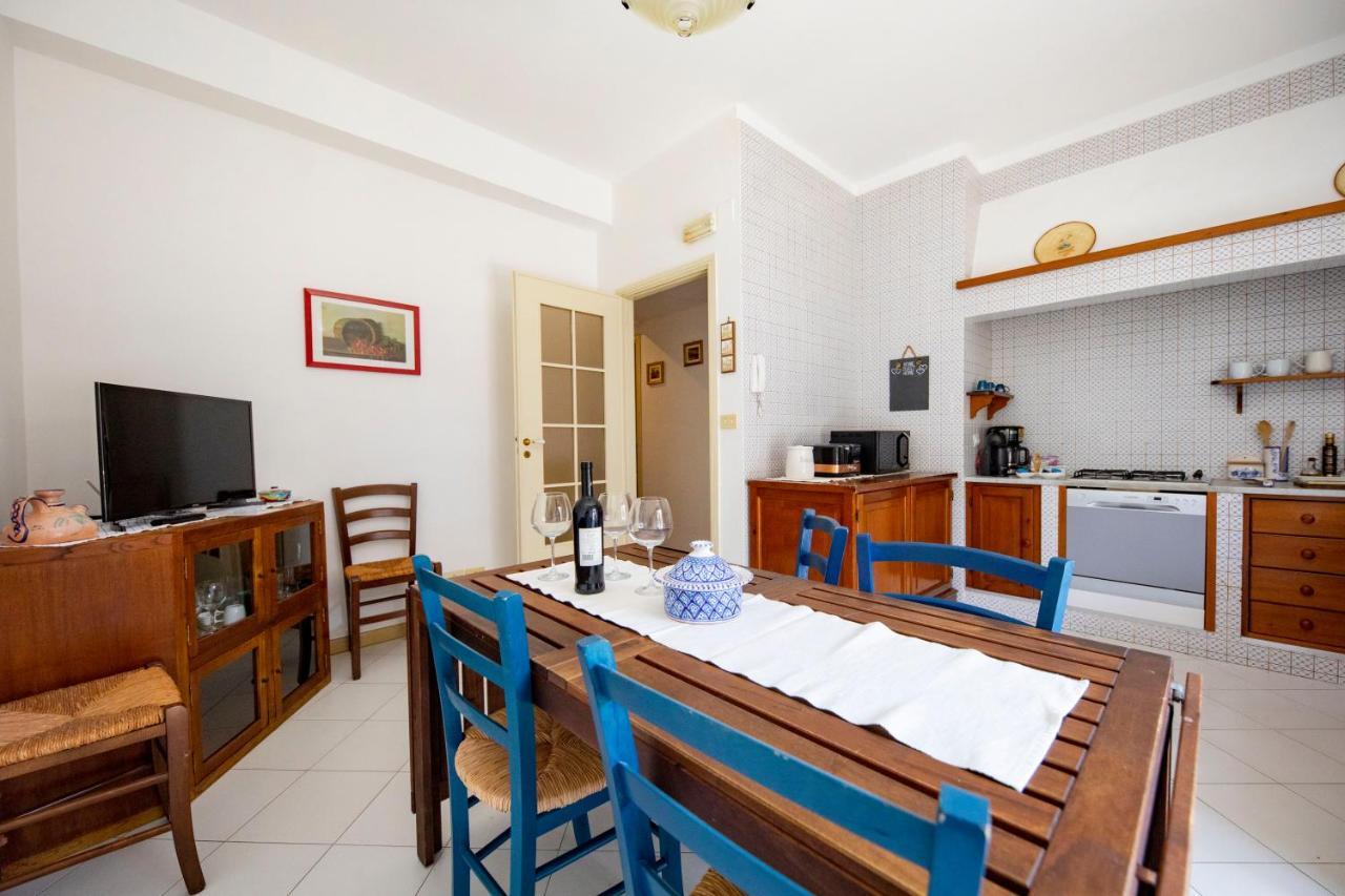 Fabiene Familyholidays Deluxe Plus Чефалу Екстериор снимка