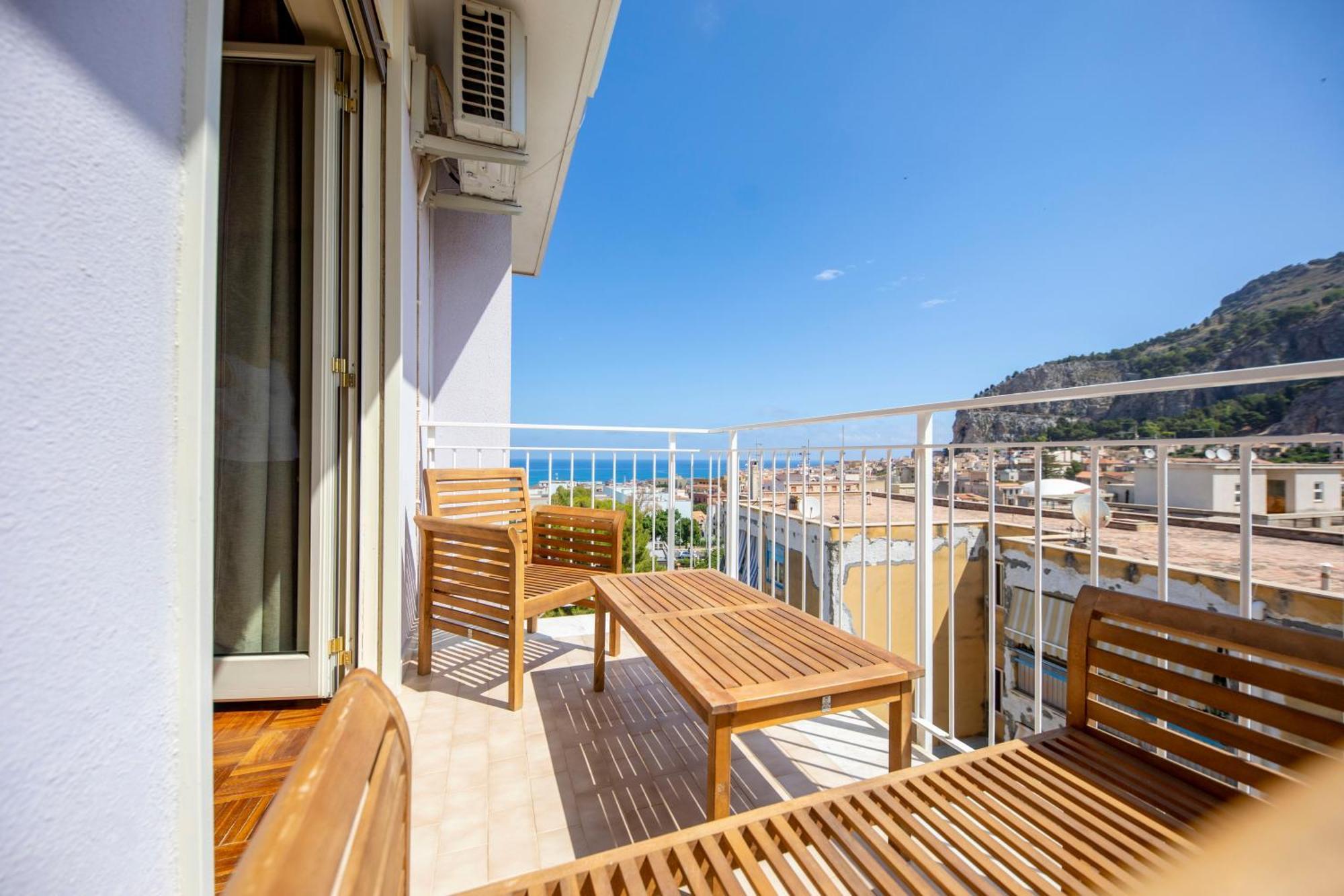 Fabiene Familyholidays Deluxe Plus Чефалу Екстериор снимка